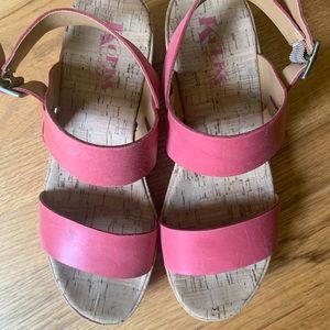Korks Wedge Sandals